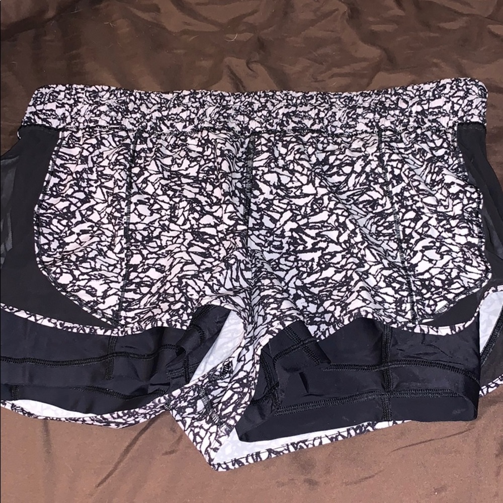 Black and white lululemon athletic shorts